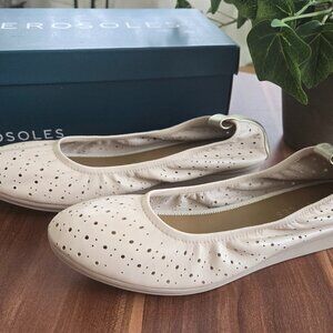 AEROSOLES Women's Ivory Wooster Perforated Wedge Slip On Leather Ballet Flats 9W